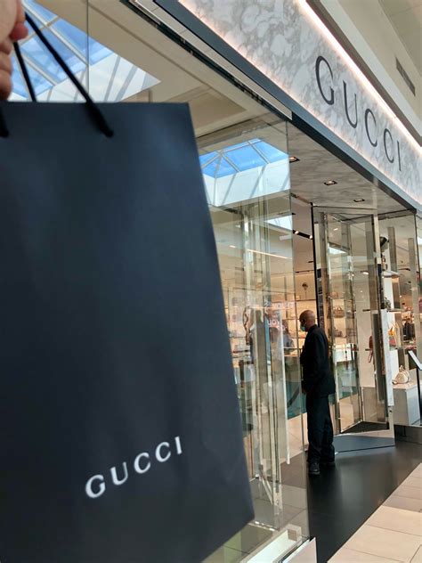 gucci rosemont illinois|fashion outlet mall rosemont il.